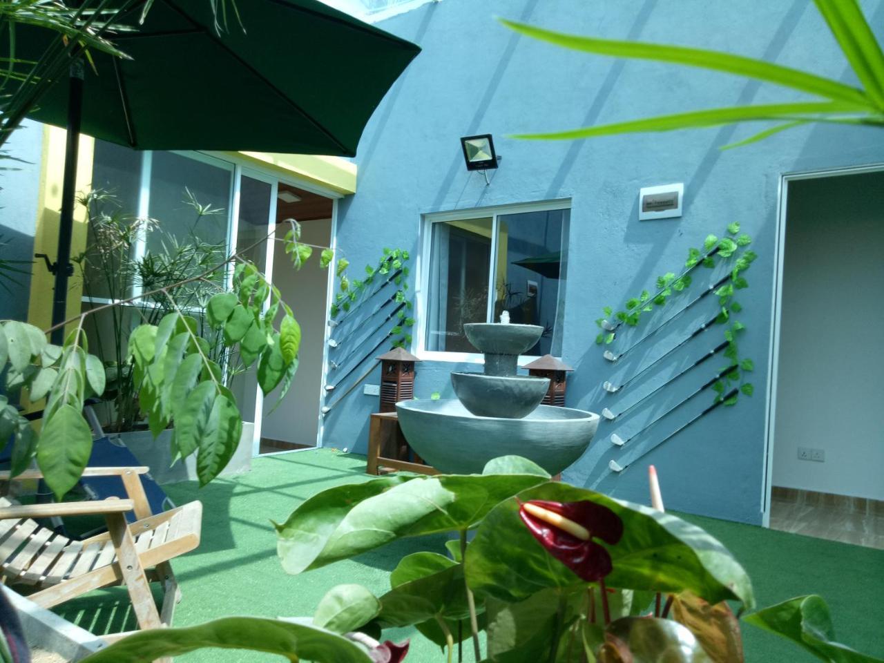This Is It Airport Hotel And Restaurant Negombo Exterior photo