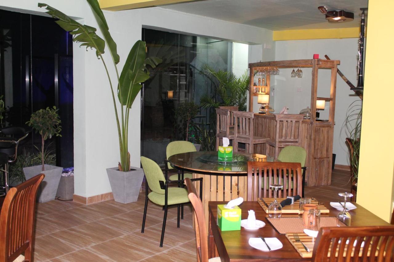This Is It Airport Hotel And Restaurant Negombo Exterior photo